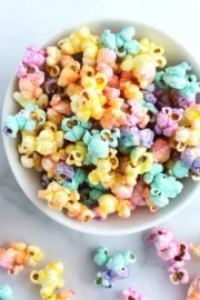 RAINBOW POPCORN for a rainbow or unicorn party. With video.