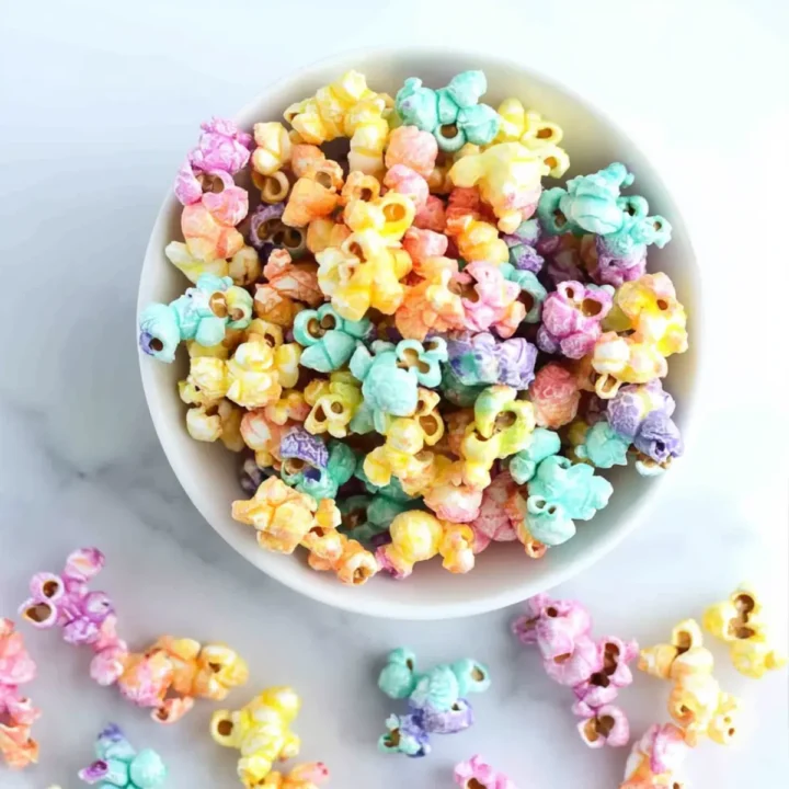 RAINBOW POPCORN for a rainbow or unicorn party. With video.